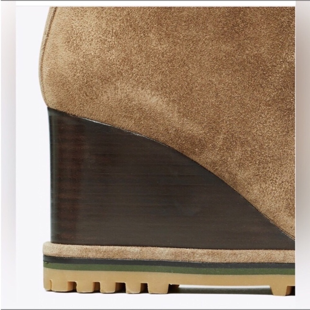TORY BURCH NEW SPORTY ANKLE LOGO LUG SOLE WEDGE BOOTIE-SUEDE-COLOR RIVER ROCK - Picture 3 of 16